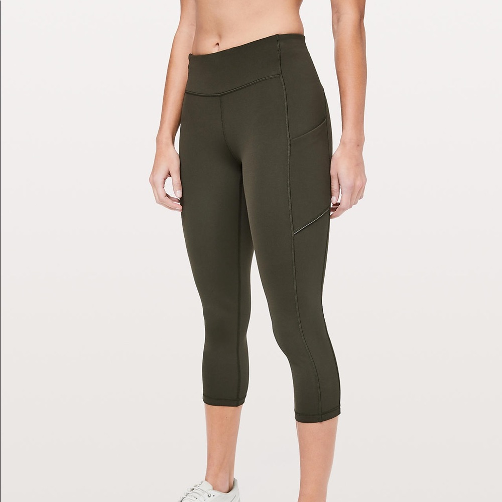 Lululemon Speed Up Crop - Olive